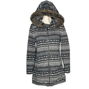 Athleta coat nordic fair isle long length women’s size small black gray faux fur